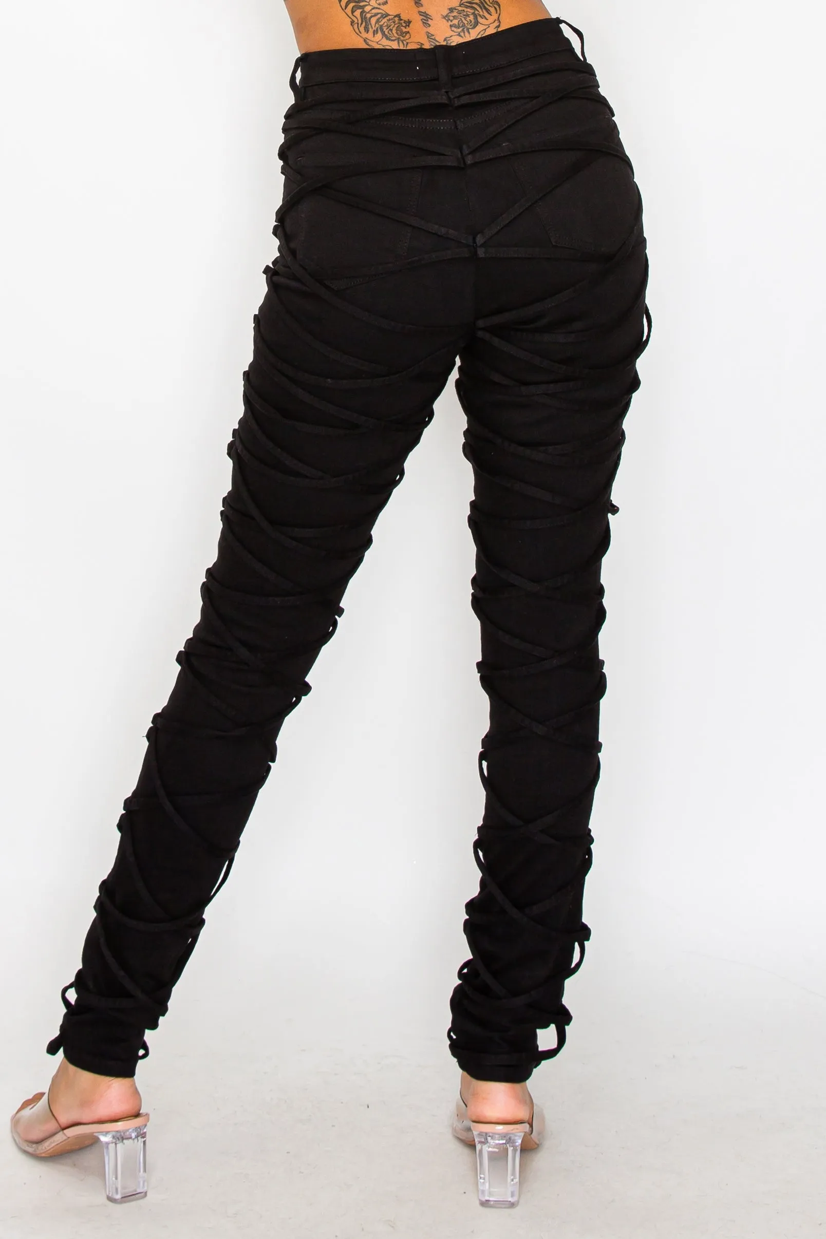 40625 Women's High Rise Crisscross Strapped Skinny Jeans