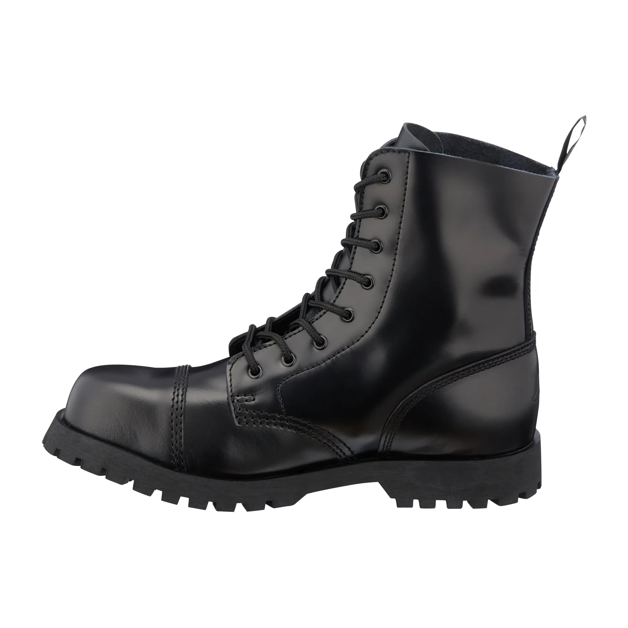 8-hole Boot