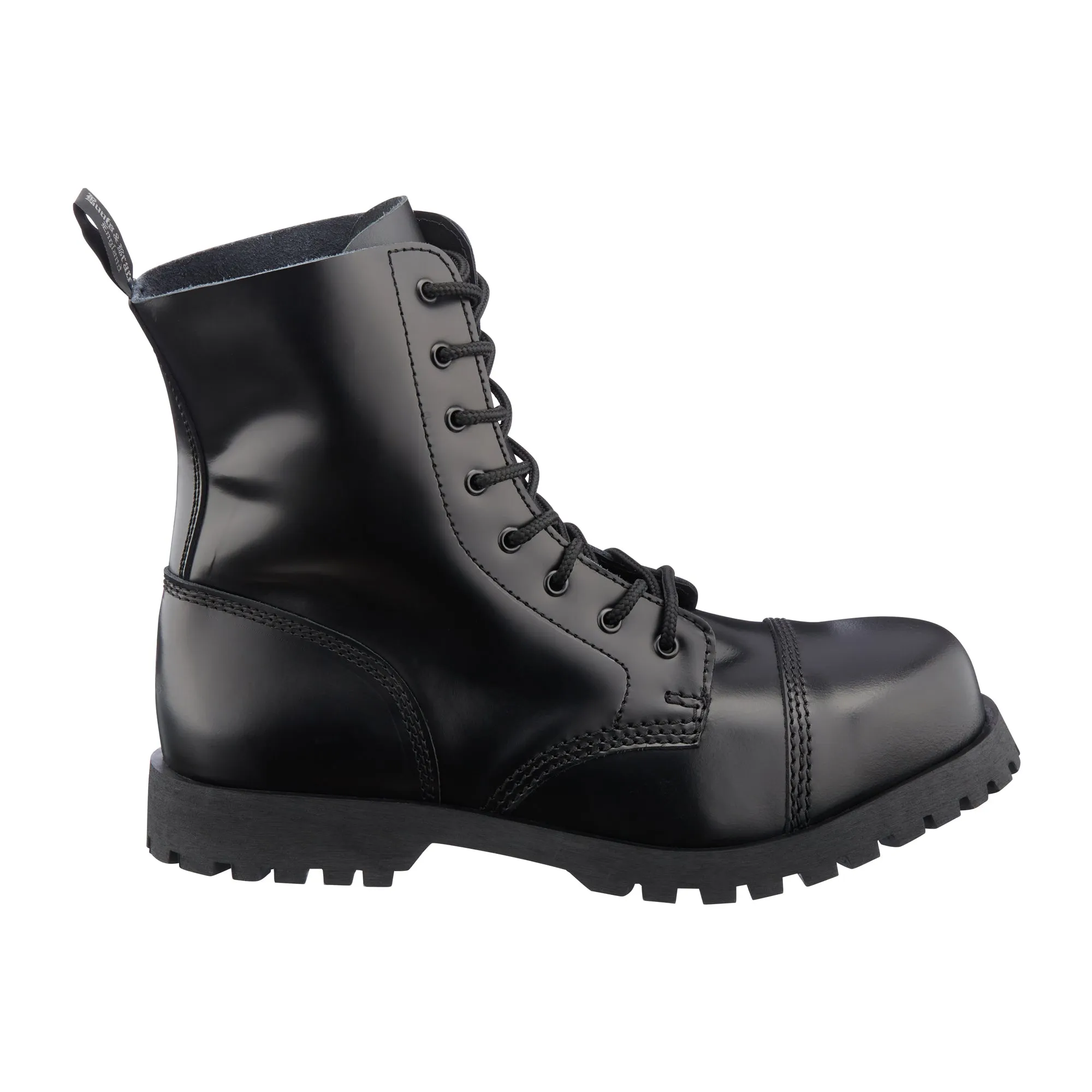 8-hole Boot