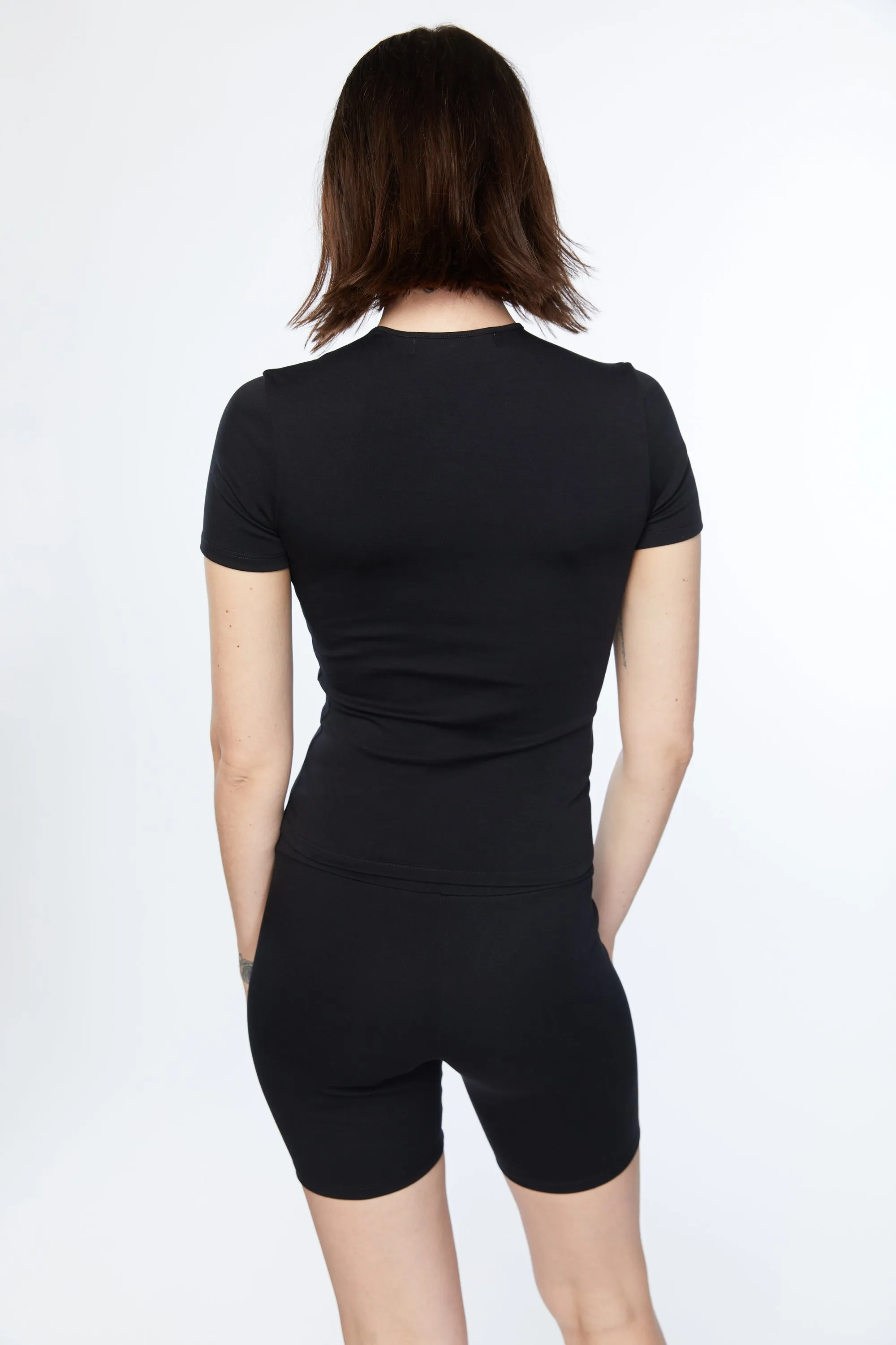 ASYMMETRICAL NECK TEE