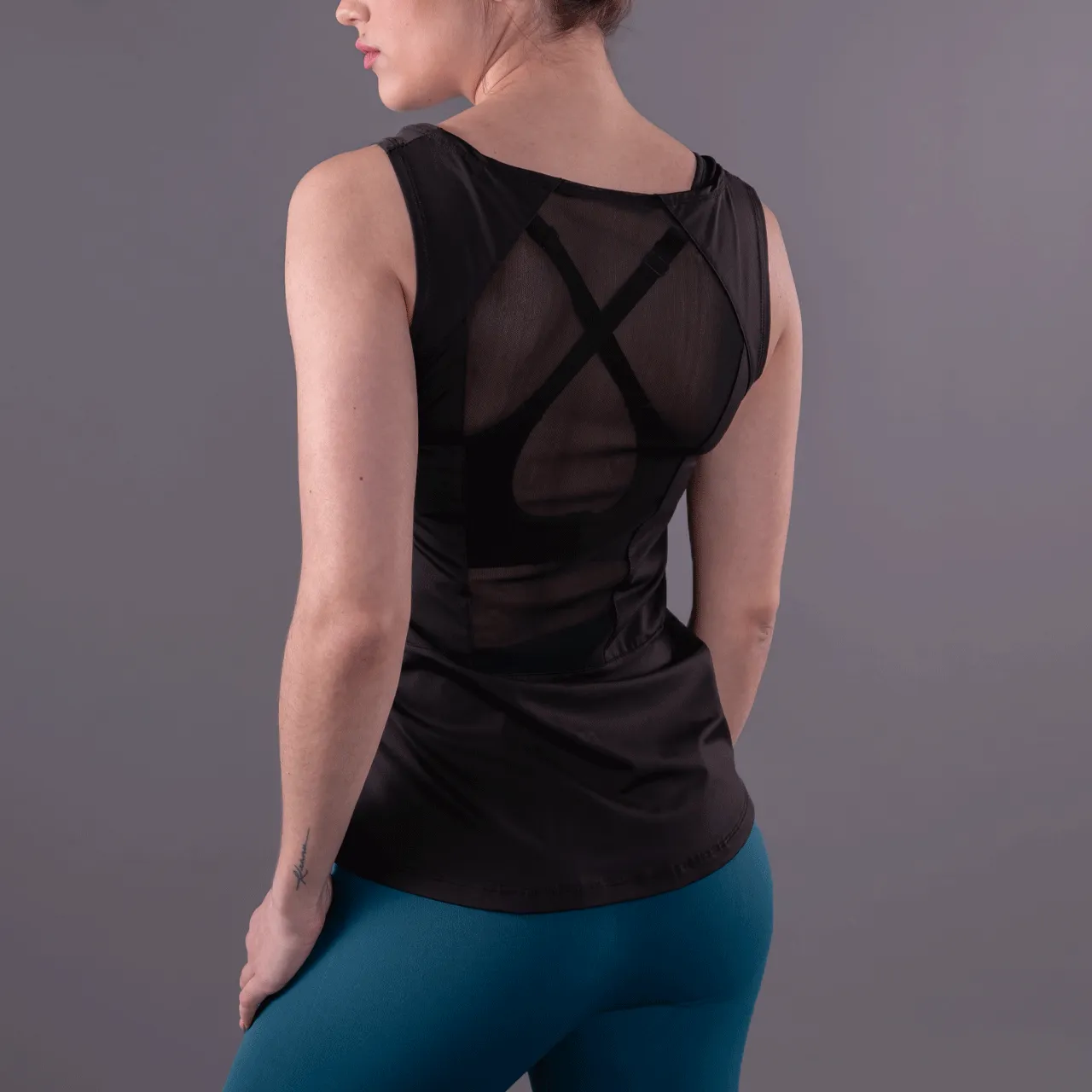 Black Windows Tank