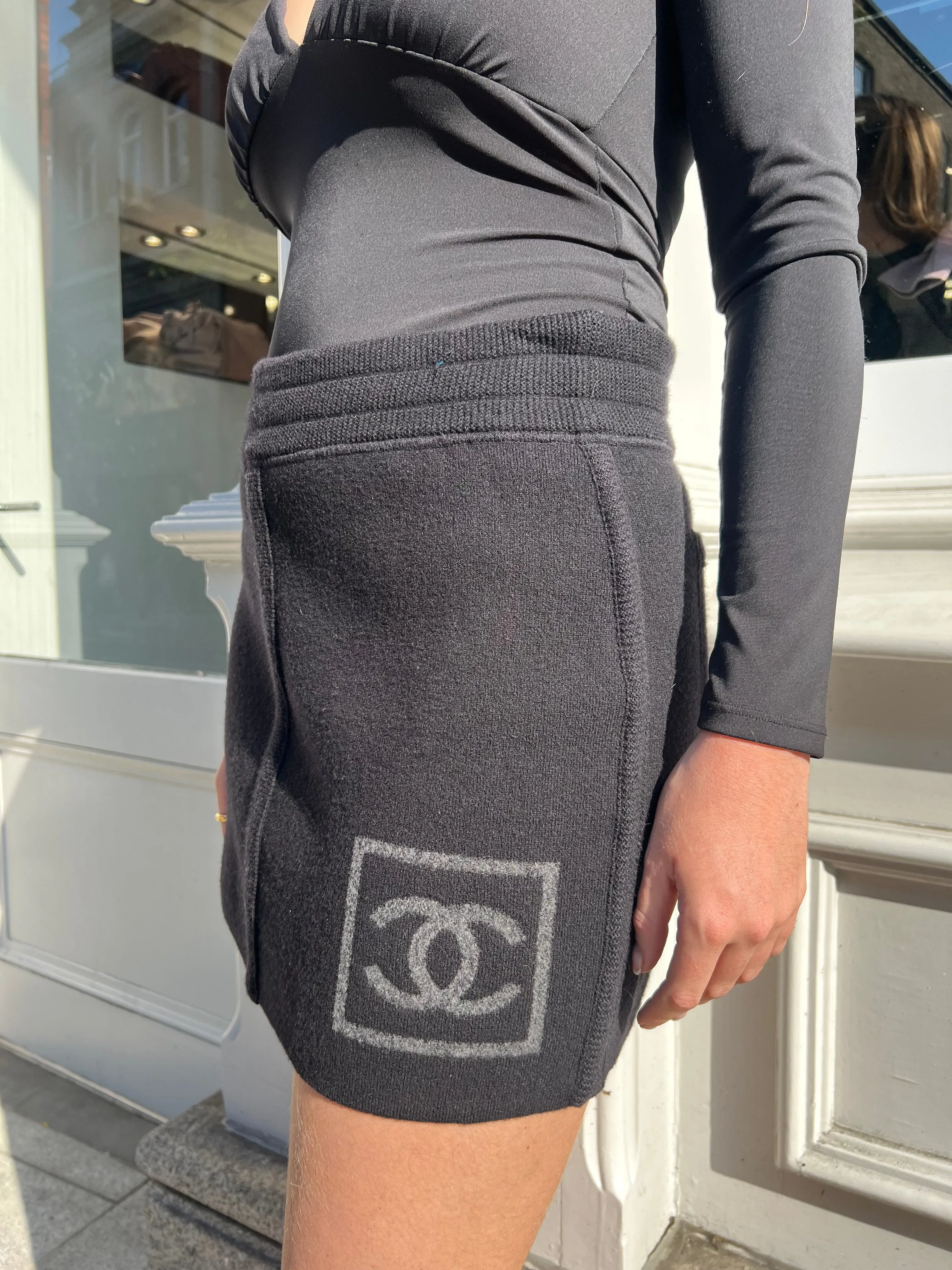 Chanel Black Wool Skirt - Size Small