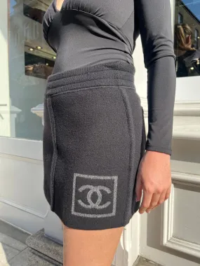 Chanel Black Wool Skirt - Size Small