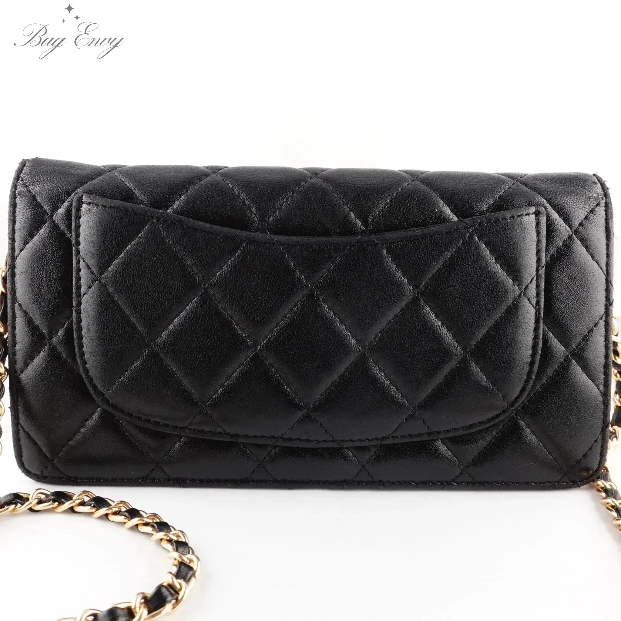 CHANEL Lambskin Bifold Wallet with Adjustable Chain