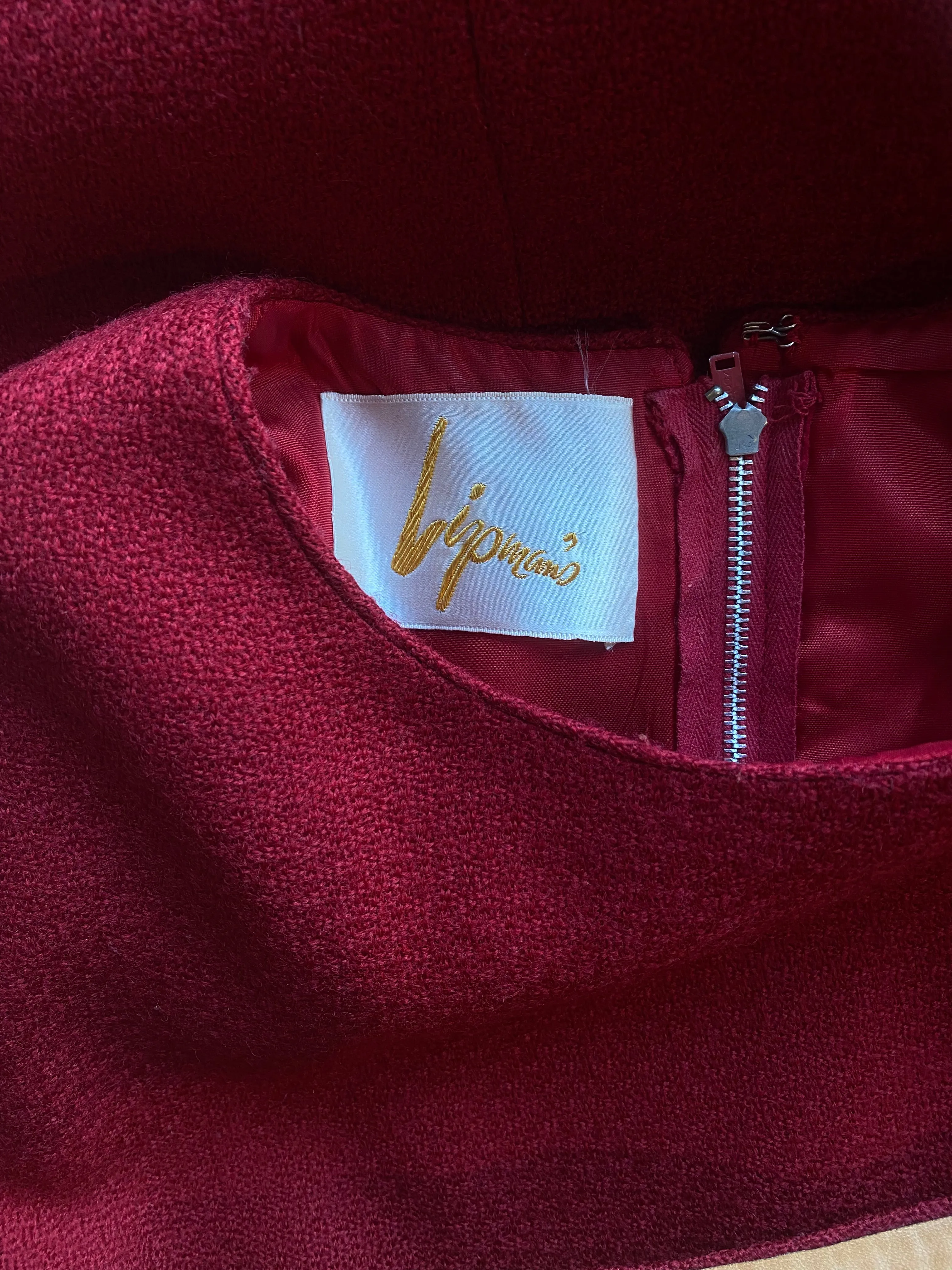 Chic 1950's Crimson Wool Fitted Dress From Lipmans / Small