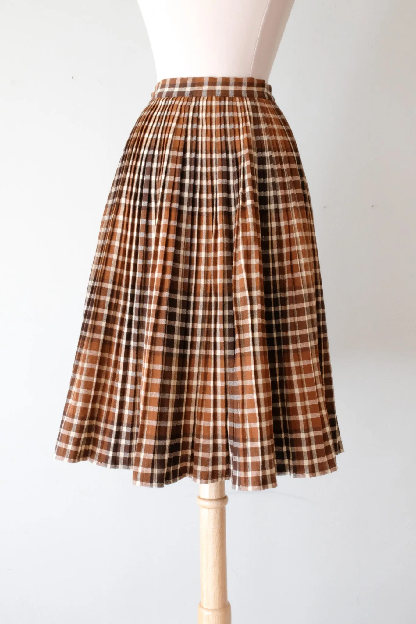 Darling 1950's Micro Pleated Brown & Ivory Plaid Wool Skirt  / Sz XS