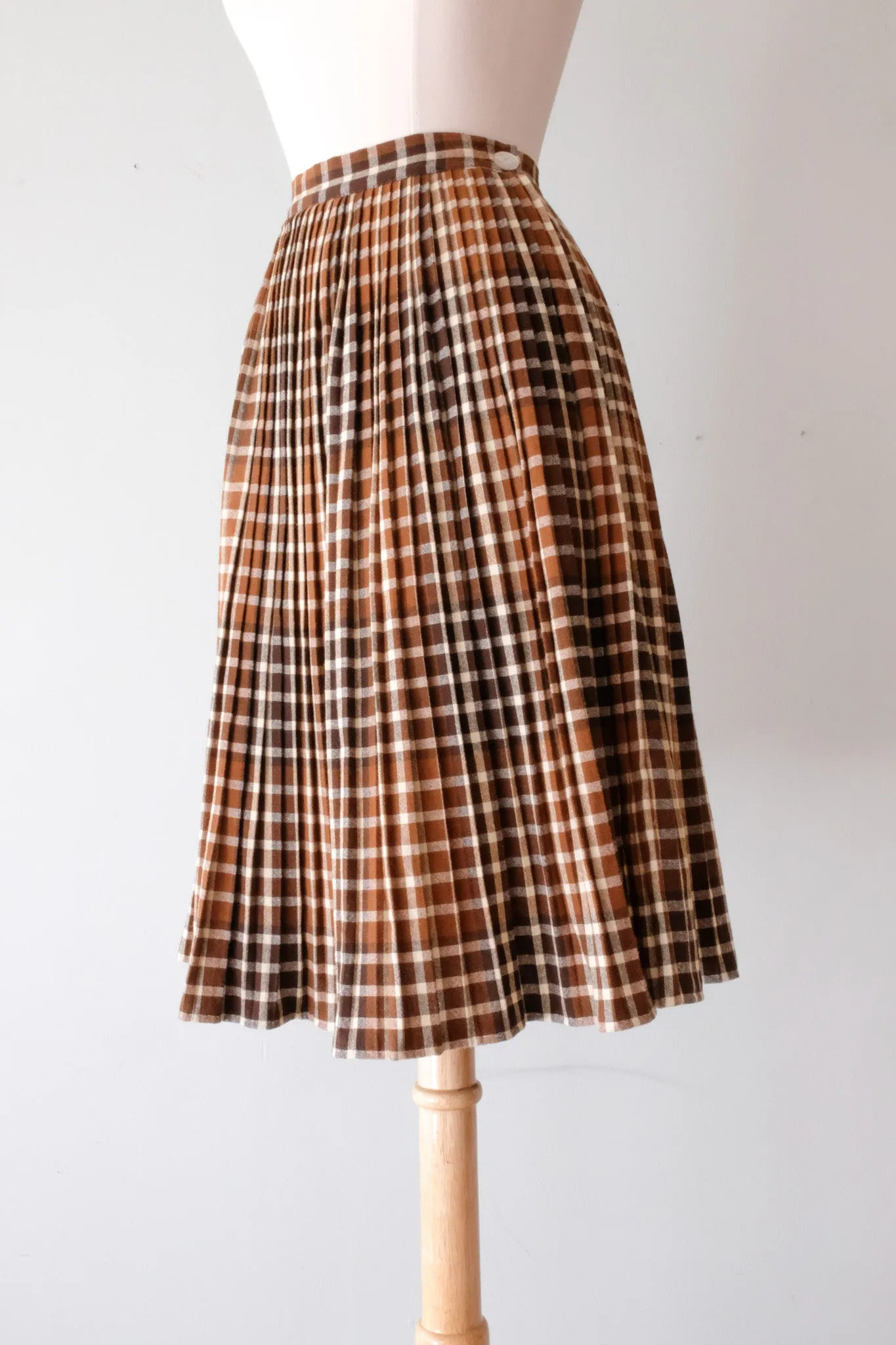 Darling 1950's Micro Pleated Brown & Ivory Plaid Wool Skirt  / Sz XS