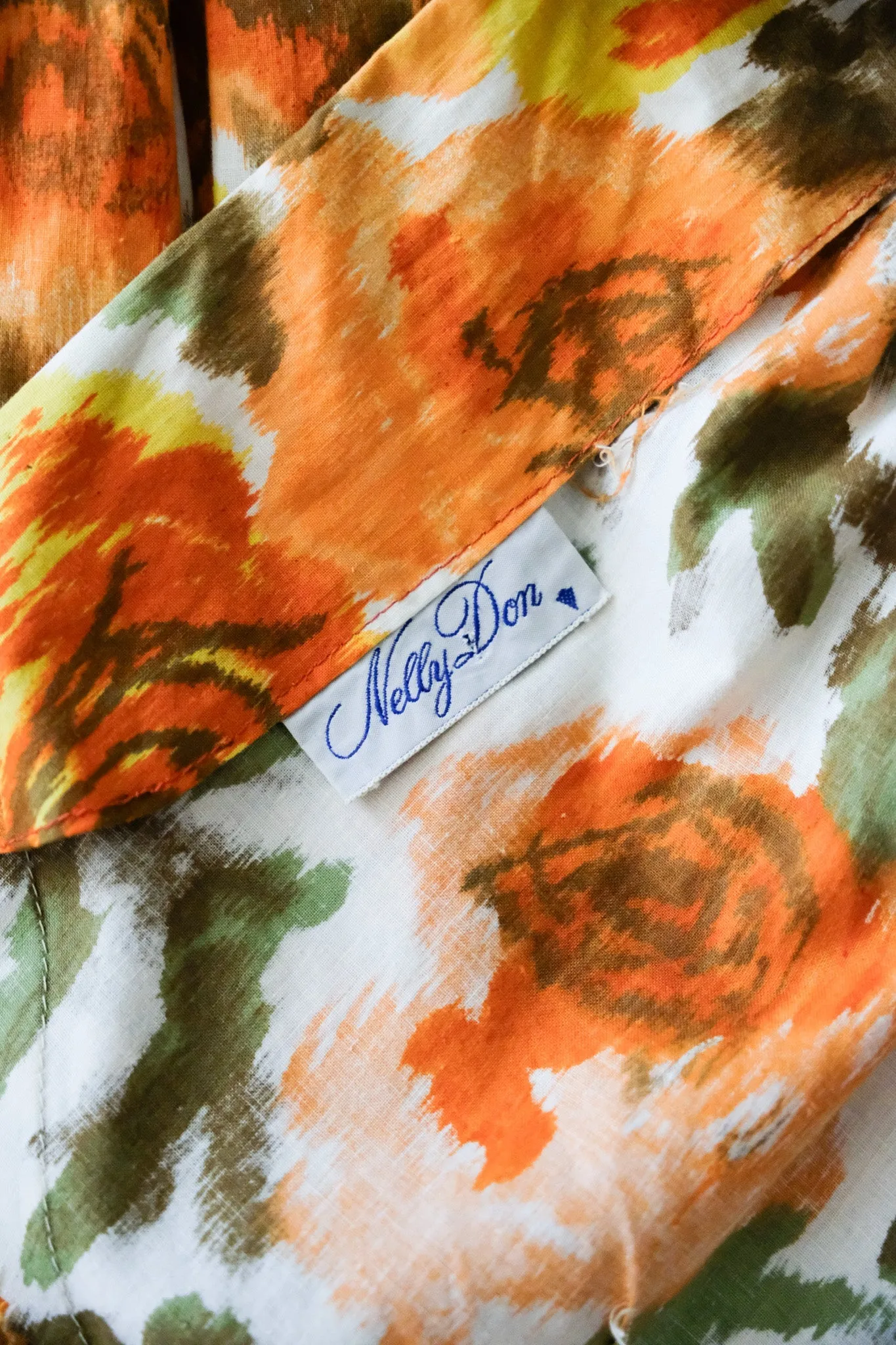 Darling 1950's Orange Rose Nelly Don Shirt Dress / Sz XS