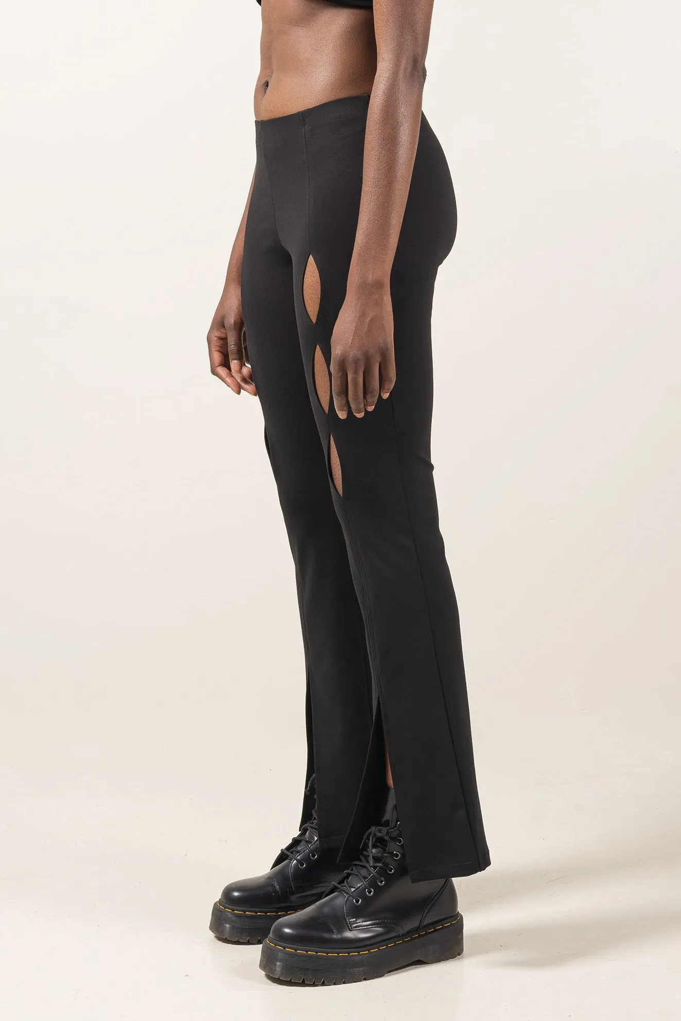 LILITH FLARED LEGGING