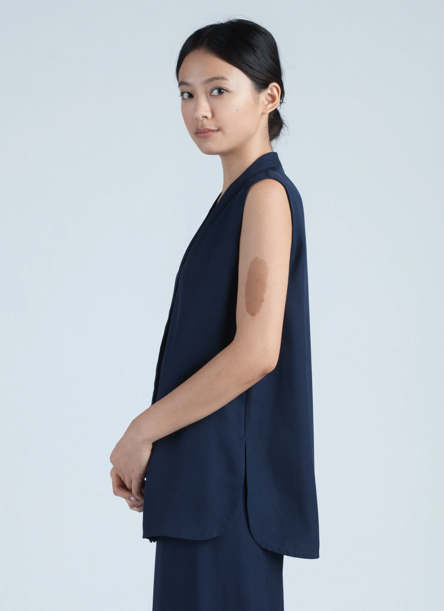 Mollis Cap Sleeve Silk Top - Dark Navy