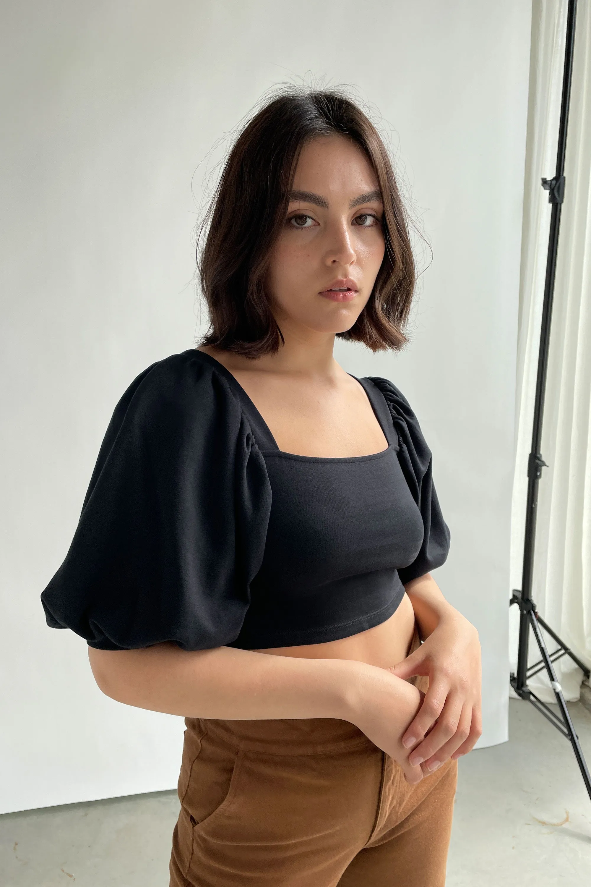 PUFF SLEEVE BLOUSE
