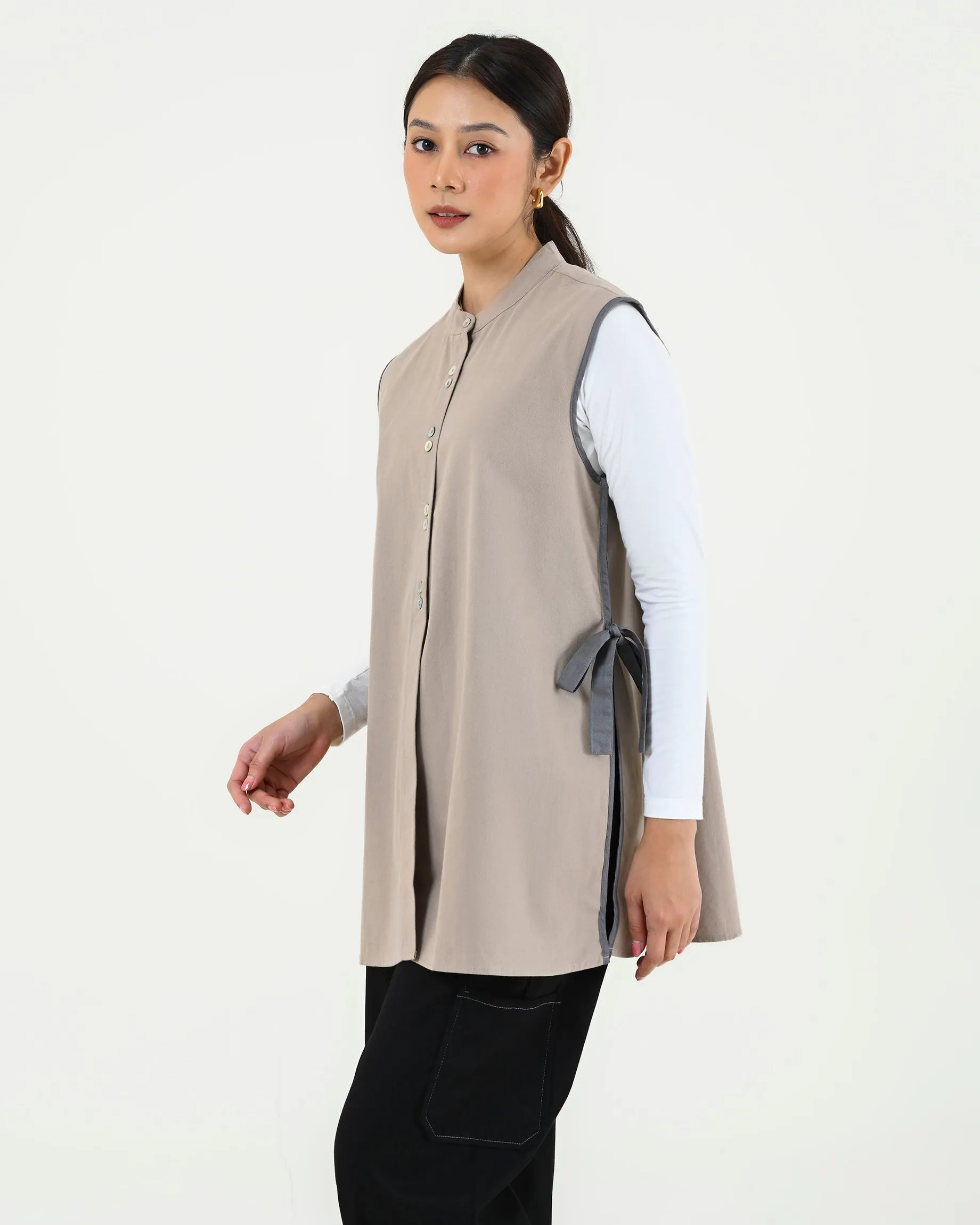 SACHIE OUTER