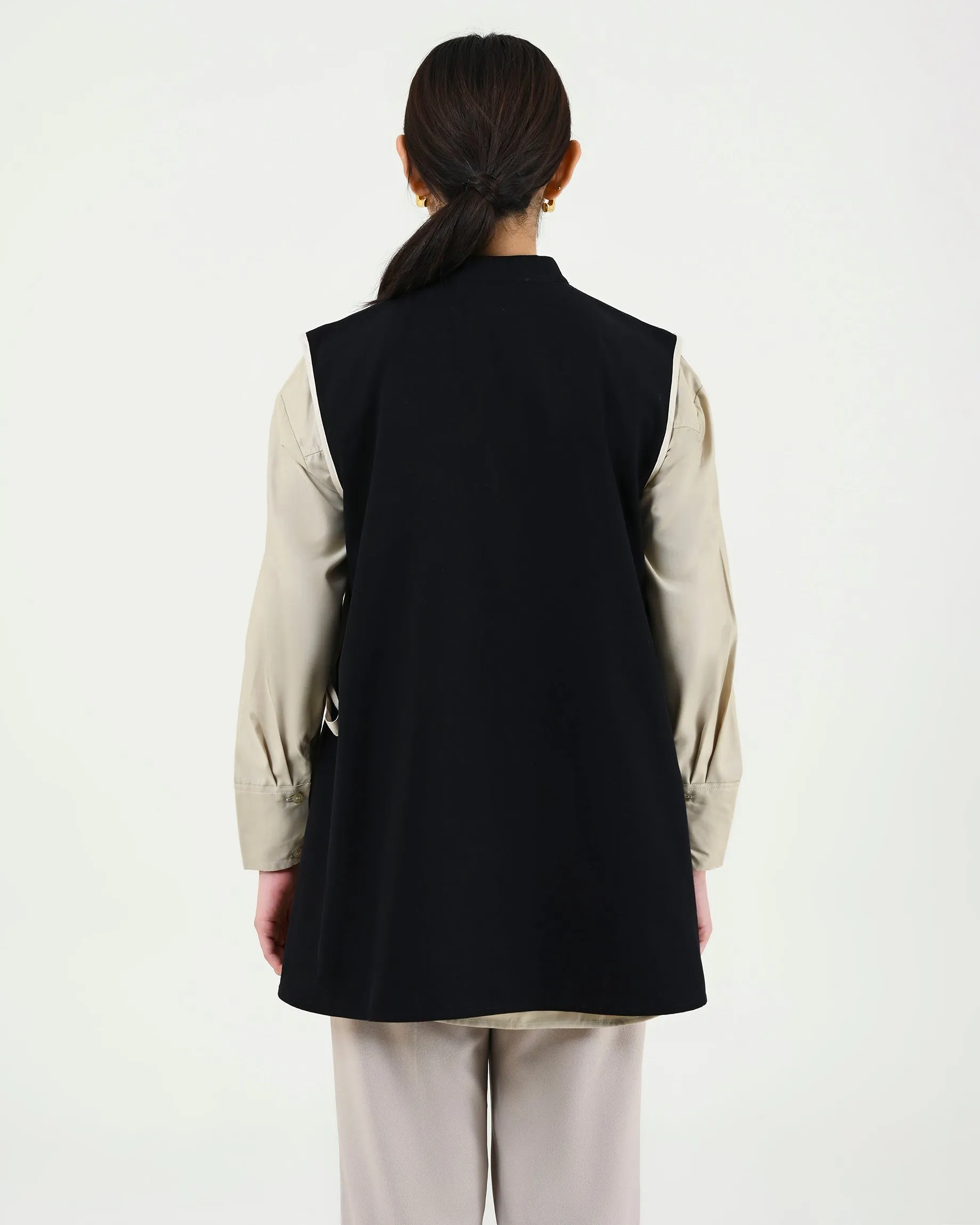 SACHIE OUTER
