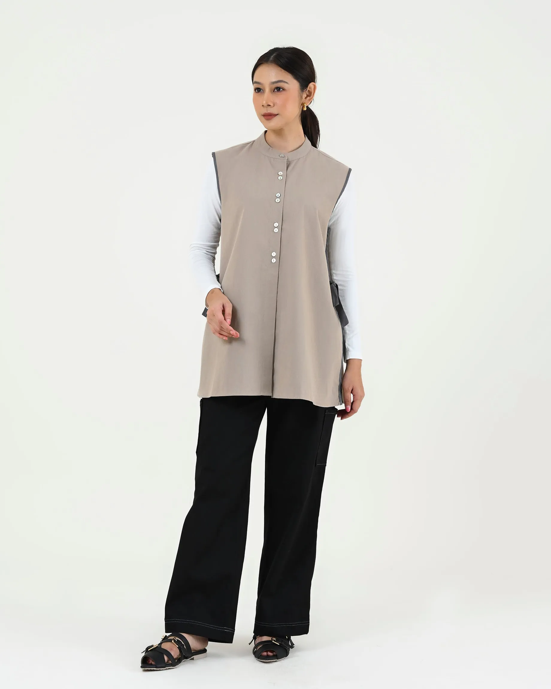 SACHIE OUTER