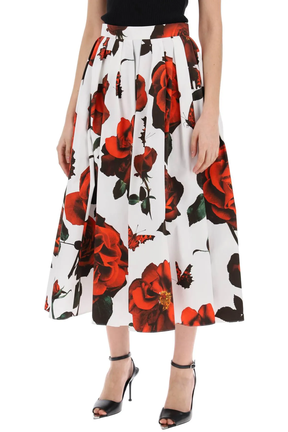 TUDOR ROSE PLEATED
