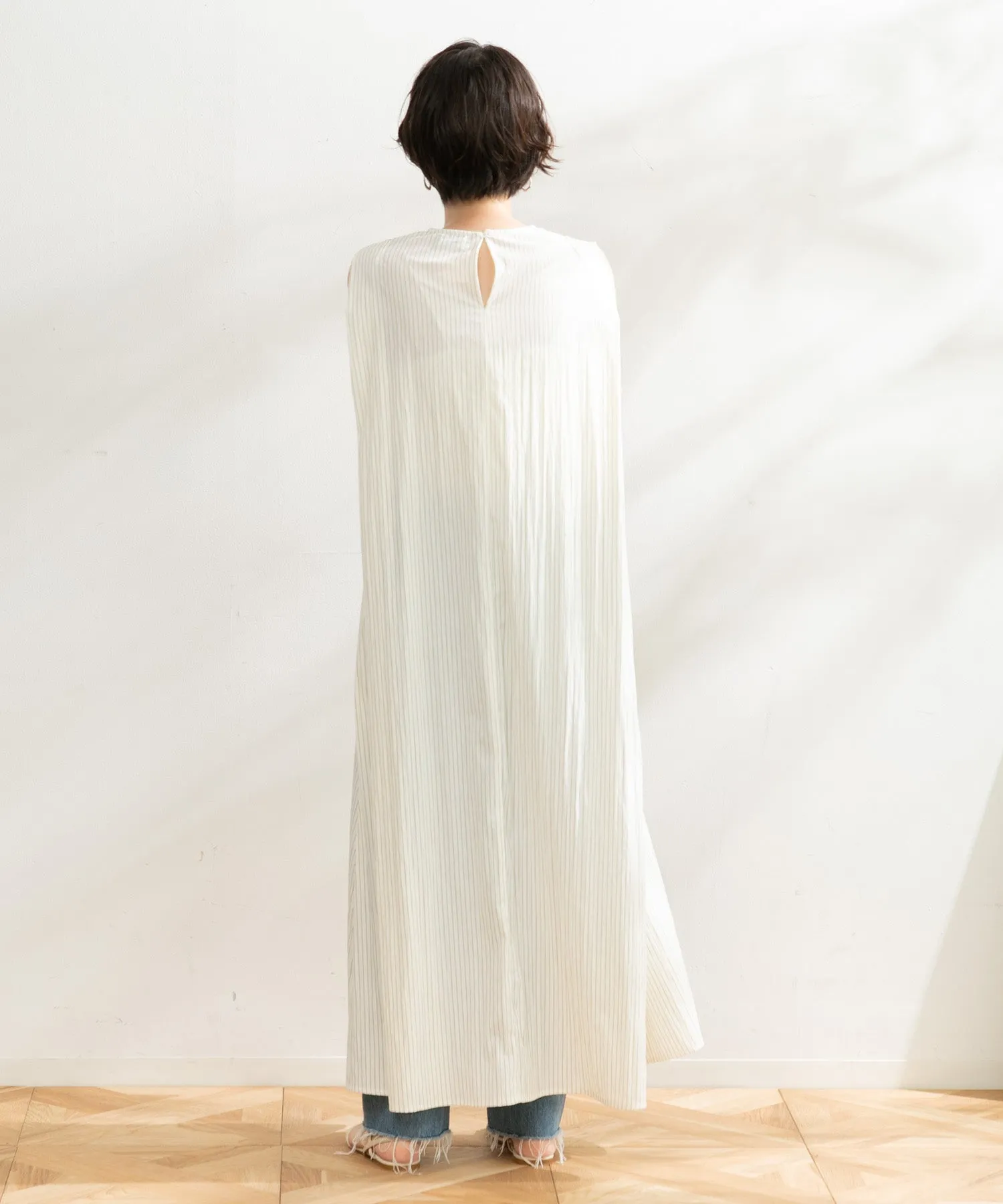 【WOMEN】ARCストライプショルダータックワンピース