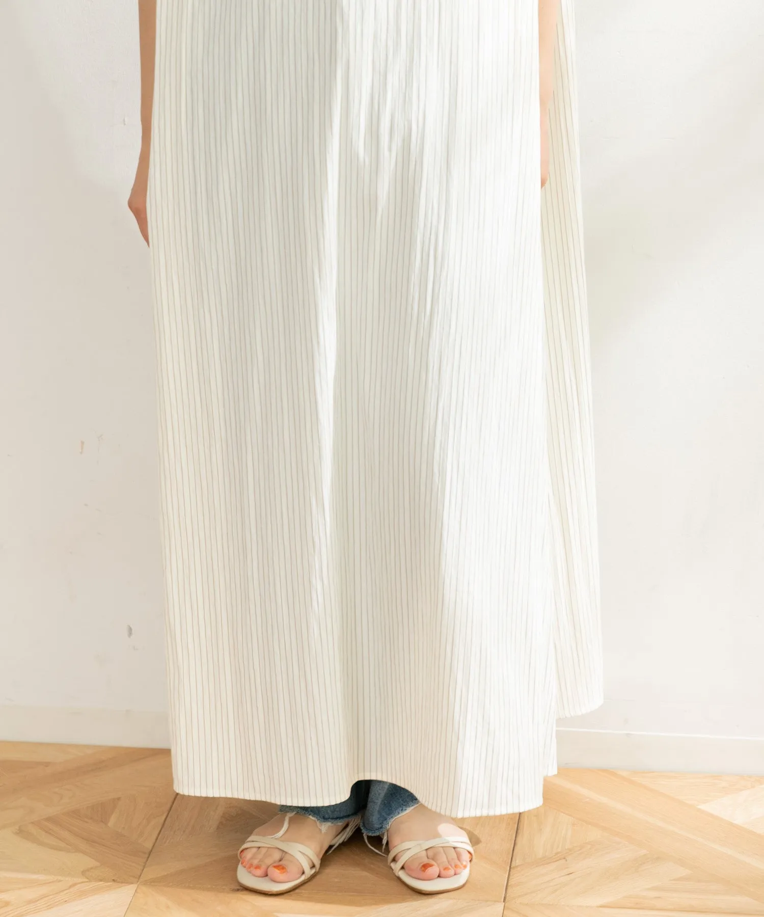 【WOMEN】ARCストライプショルダータックワンピース